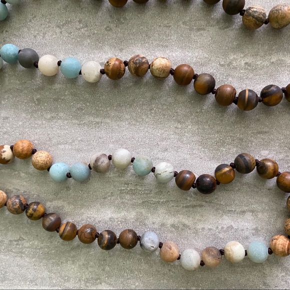 Artisan ox horn pendant natural stone necklace - Picture 5 of 5